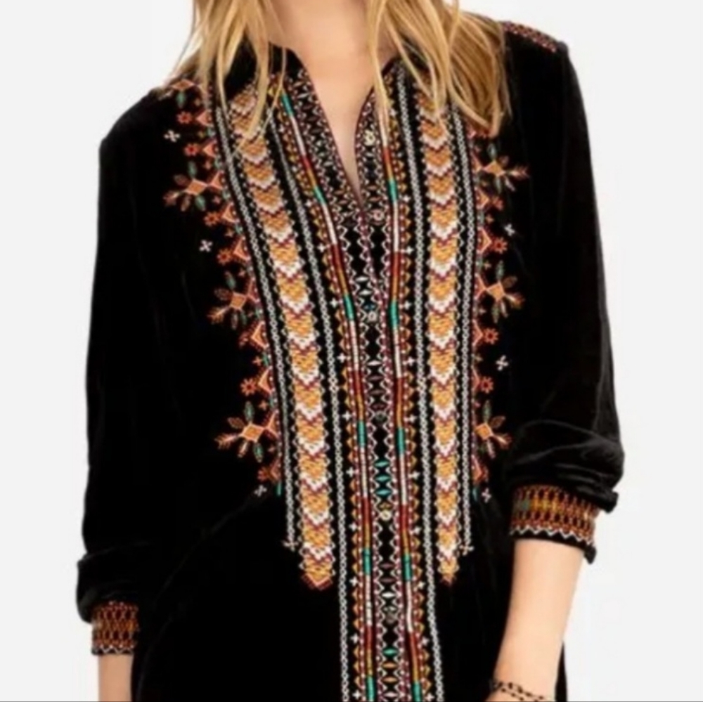 Johnny Was Chiri Velvet Top